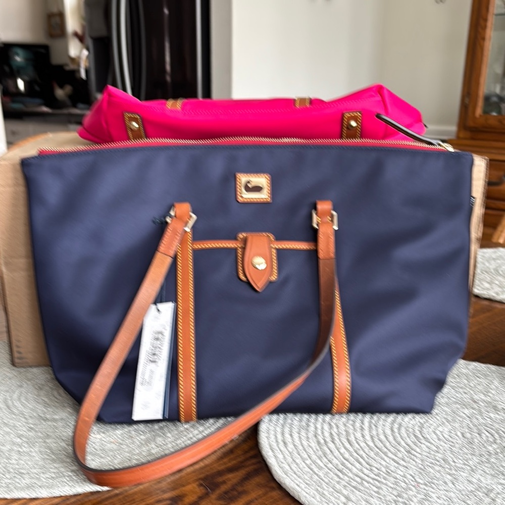 Dooney & Bourke Navy and Tan Women's Bag